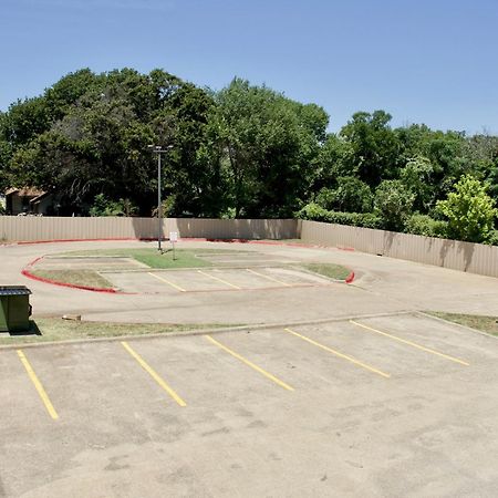 Executive Inn Of Arlington, Near At&T Stadium Exterior foto